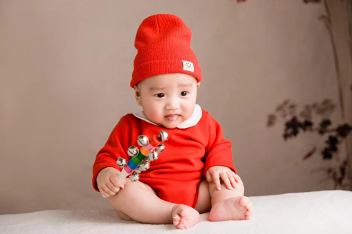 凉山3个月宝宝翻身 凉山3个月宝宝翻身